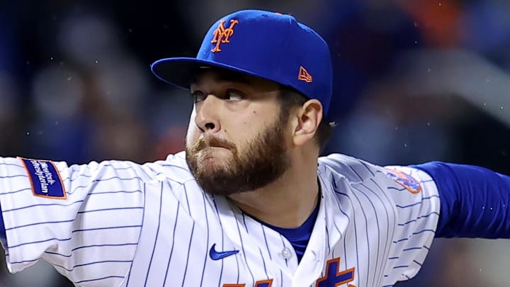 Chicago White Sox Sign Pitcher From Japanese League