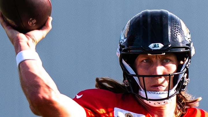 Jacksonville Jaguars quarterback Trevor Lawrence (16) warms up during an NFL training camp session ten at the Miller Electric Center, Tuesday, Aug. 5, 2025, in Jacksonville, Fla. [Doug Engle/Florida Times-Union]