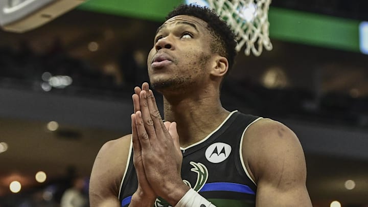 Milwaukee Bucks forward Giannis Antetokounmpo (34) reacts (Mandatory Credit: Benny Sieu-Imagn Images)
