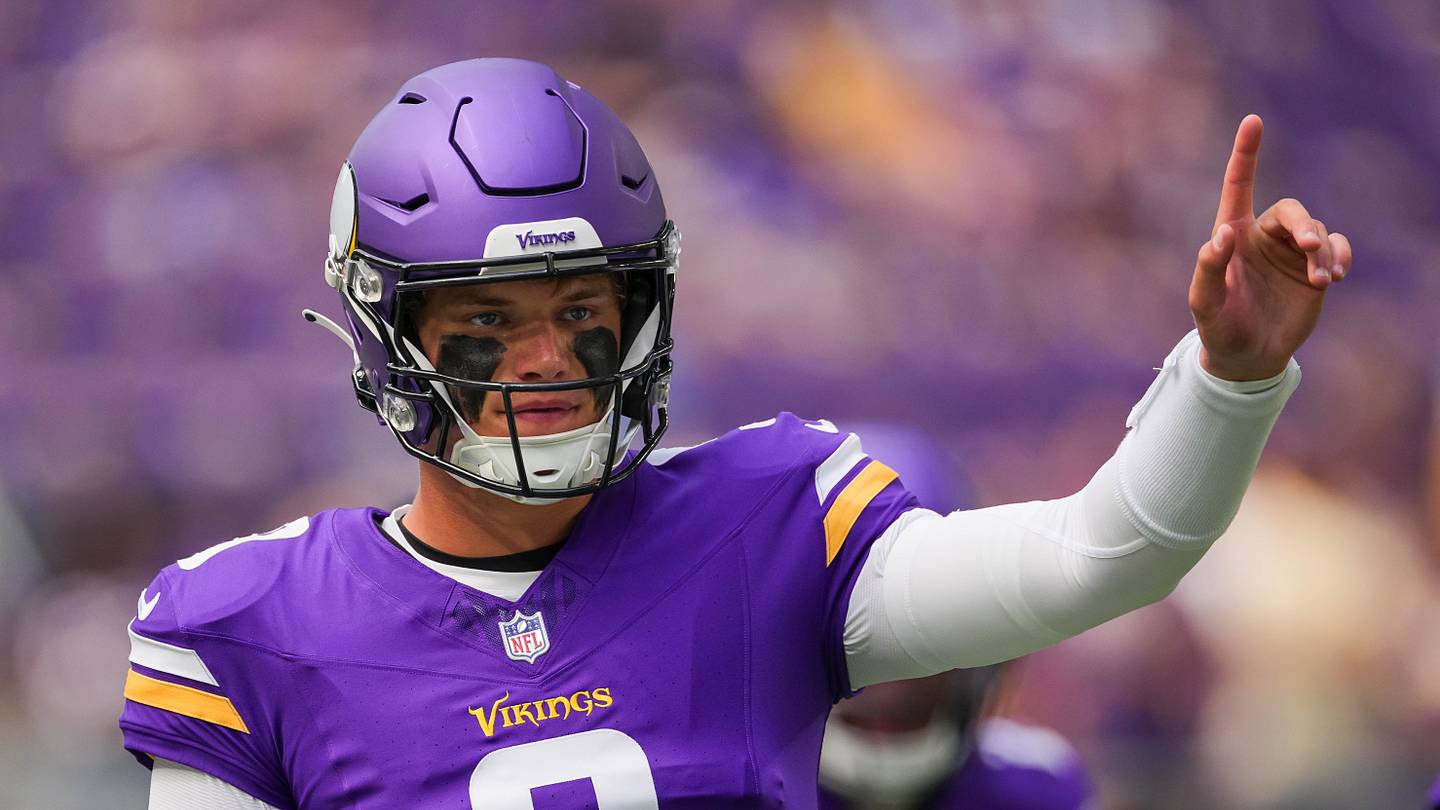 Vikings GM gives J.J. McCarthy a concrete case for patience