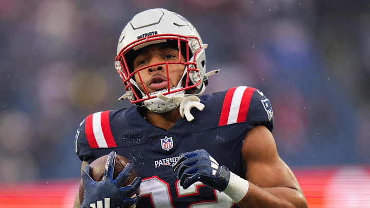 Jan 18, 2026; Foxborough, MA, USA; New England Patriots running back TreVeyon Henderson (32) warms up before an AFC Divisional Round game against the Houston Texans at Gillette Stadium. Mandatory Credit: David Butler II-Imagn Images Jan 18, 2026; Foxborough, MA, USA; New England Patriots running back TreVeyon Henderson (32) warms up before an AFC Divisional Round game against the Houston Texans at Gillette Stadium. Mandatory Credit: David Butler II-Imagn Images