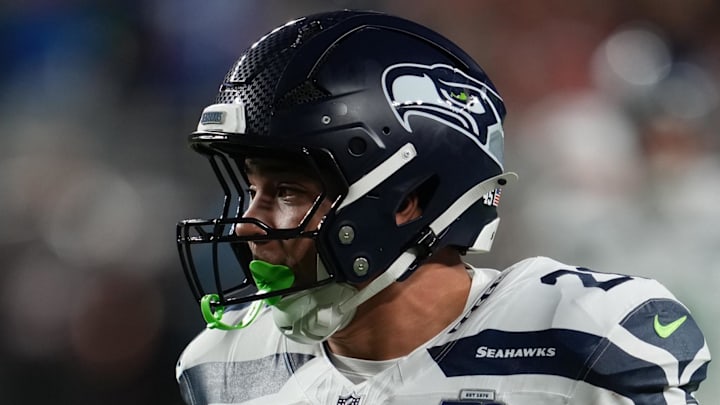 Seattle Seahawks running back Zach Charbonnet rushes the ball against the San Francisco 49ers.
