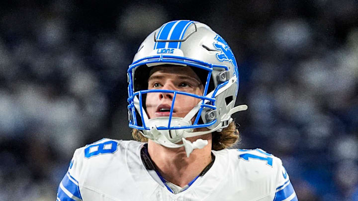Detroit Lions wide receiver Isaac Teslaa (18) warms up before the Dallas Cowboys game at Ford Field in Detroit on Thursday, Dec. 4, 2025.