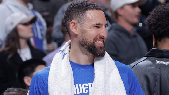 Dallas Mavericks v Sacramento Kings