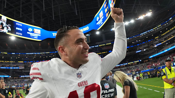 San Francisco 49ers placekicker Eddy Pineiro (18)