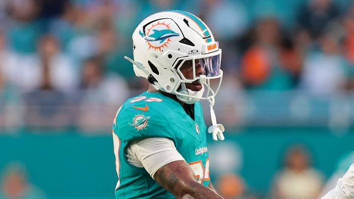 Miami Dolphins running back Carlos Washington Jr. Miami Dolphins running back Carlos Washington Jr.