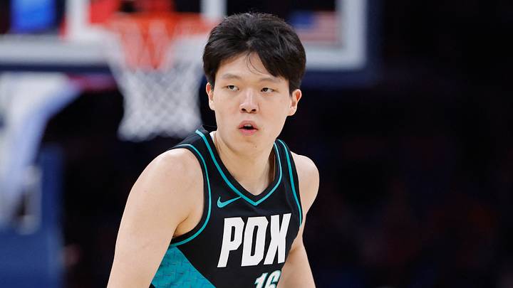Dec 31, 2025; Oklahoma City, Oklahoma, USA; Portland Trail Blazers center Yang Hansen (16) gestures after scoring a three point basket against the Oklahoma City Thunder during the second half at Paycom Center. Mandatory Credit: Alonzo Adams-Imagn Images Dec 31, 2025; Oklahoma City, Oklahoma, USA; Portland Trail Blazers center Yang Hansen (16) gestures after scoring a three point basket against the Oklahoma City Thunder during the second half at Paycom Center. Mandatory Credit: Alonzo Adams-Imagn Images