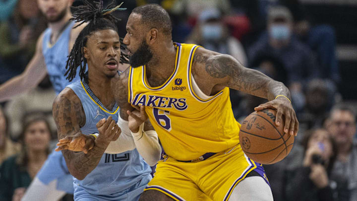 LeBron y Morant se enfrentarán por primera vez en los playoffs