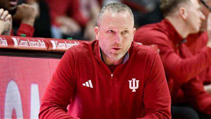 Indiana coach Darian DeVries looks on during the first half Dec. 22, 2025, vs. Siena at Simon Skjodt Assembly Hall in Bloomington.