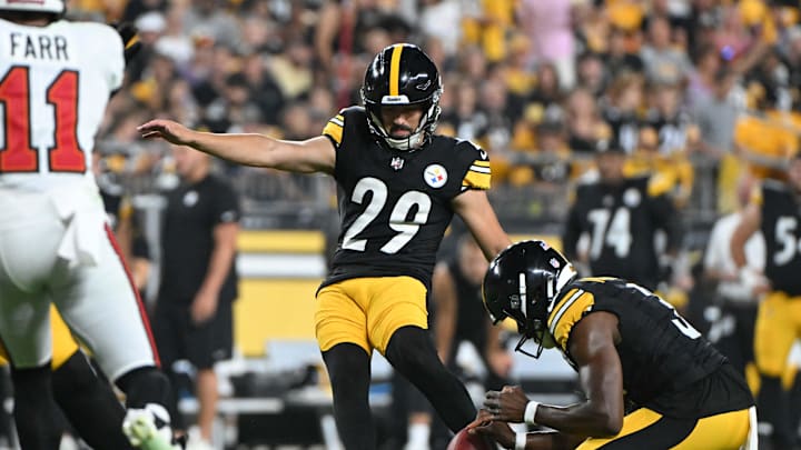 Pittsburgh Steelers place kicker Ben Sauls Pittsburgh Steelers place kicker Ben Sauls