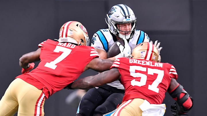 San Francisco 49ers cornerback Charvarius Ward (7) and linebacker Dre Greenlaw (57)