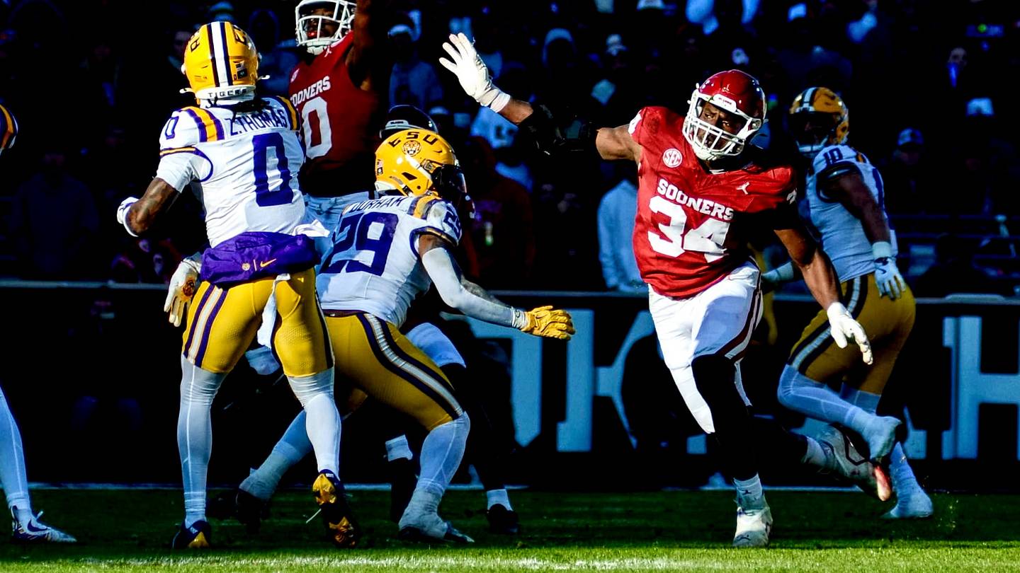 How Oklahoma DEs Adepoju Adebawore, Danny Okoye ‘Completely Transformed Their Games’