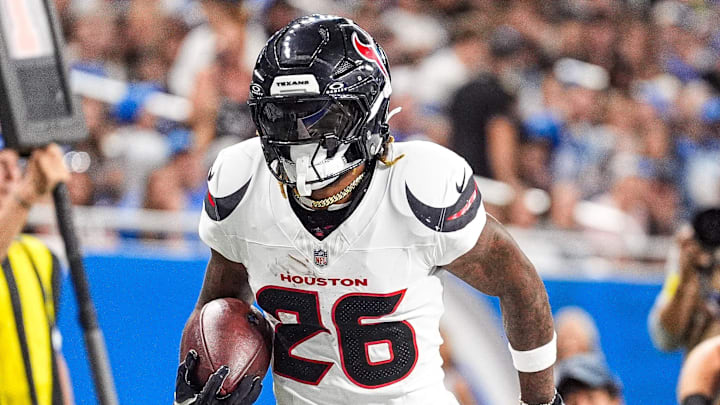 Houston Texans cornerback Jalen Mills (26) celebrates an interception against Detroit Lions Houston Texans cornerback Jalen Mills (26) celebrates an interception against Detroit Lions