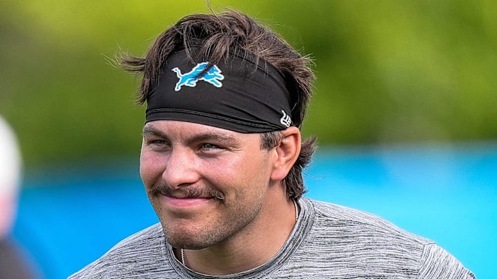 Detroit Lions linebacker Malcolm Rodriguez (44).