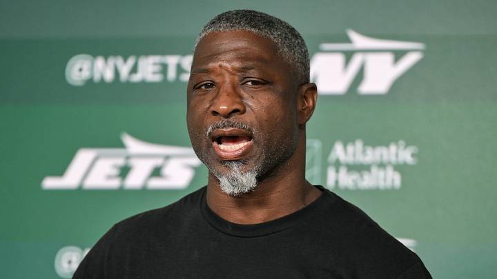 New York Jets head coach Aaron Glenn New York Jets head coach Aaron Glenn