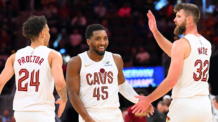 Detroit Pistons v Cleveland Cavaliers Detroit Pistons v Cleveland Cavaliers