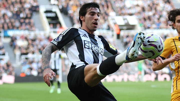 Newcastle United FC v Brighton & Hove Albion FC - Premier League