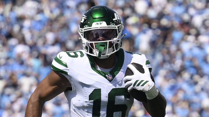 New York Jets tight end Kenyon Sadiq New York Jets tight end Kenyon Sadiq