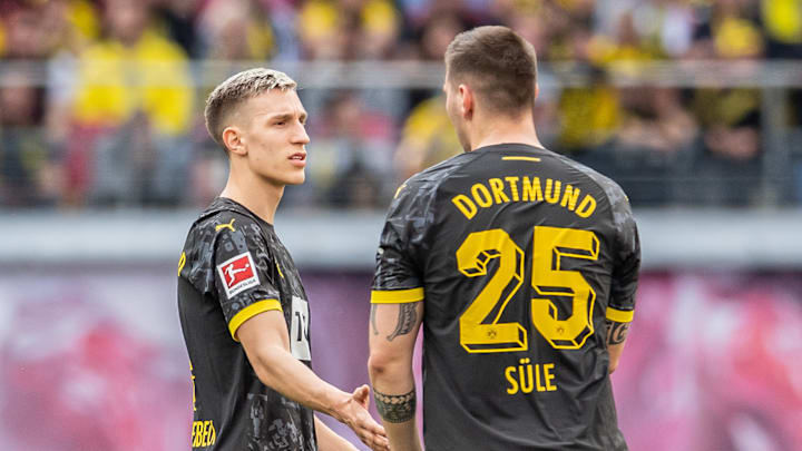 Nico Schlotterbeck und Niklas Süle fallen verletzt aus Nico Schlotterbeck und Niklas Süle fallen verletzt aus