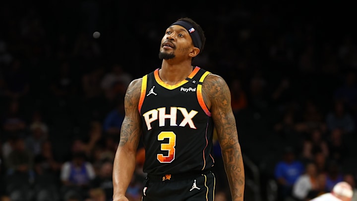 Apr 9, 2025; Phoenix, Arizona, USA; Phoenix Suns guard Bradley Beal (3) reacts against the Oklahoma City Thunder during the second half at Footprint Center. Mandatory Credit: Mark J. Rebilas-Imagn Images Apr 9, 2025; Phoenix, Arizona, USA; Phoenix Suns guard Bradley Beal (3) reacts against the Oklahoma City Thunder during the second half at Footprint Center. Mandatory Credit: Mark J. Rebilas-Imagn Images