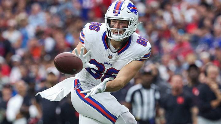 Buffalo Bills tight end Dalton Kincaid makes a reception during the second quarter against the Houston Texans. Buffalo Bills tight end Dalton Kincaid makes a reception during the second quarter against the Houston Texans.
