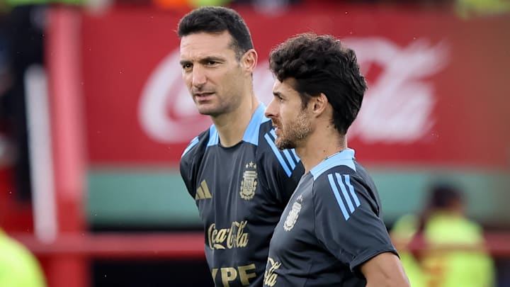Argentina manager Lionel Scaloni (left) looks to close out March with a win over Brazil.