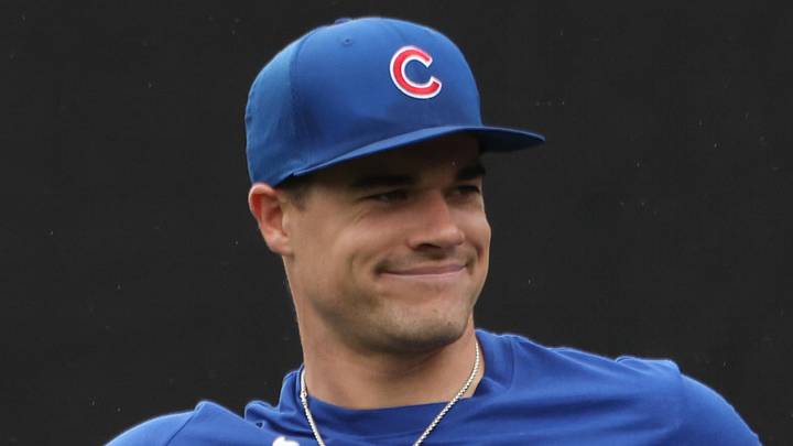 May 25, 2026; Pittsburgh, Pennsylvania, USA; Chicago Cubs right fielder Matt Shaw (6) warms up before the game against the Pittsburgh Pirates at PNC Park. Mandatory Credit: Charles LeClaire-Imagn Images