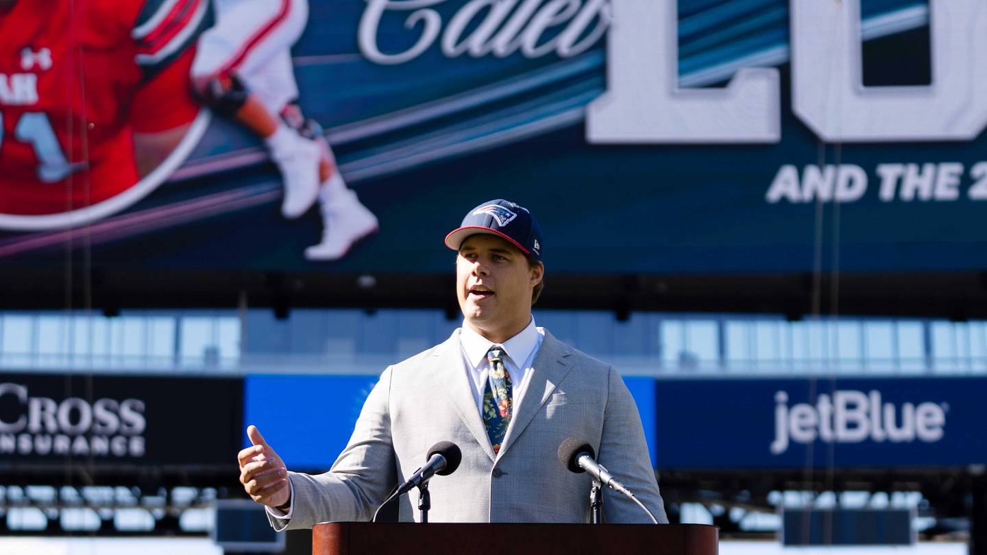 Caleb Lomu Shouts Out Family's 'Effort' At Patriots Press Conference