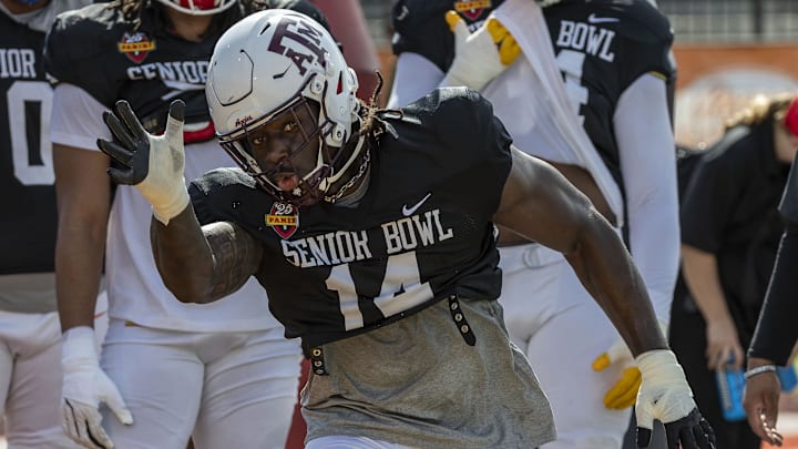 Jan 29, 2025; Mobile, AL, USA;  American team defensive lineman Shemar Stewart of Texas A&M (14) works through drills during Senior Bowl practice at Hancock Whitney Stadium. Mandatory Credit: Vasha Hunt-Imagn Images