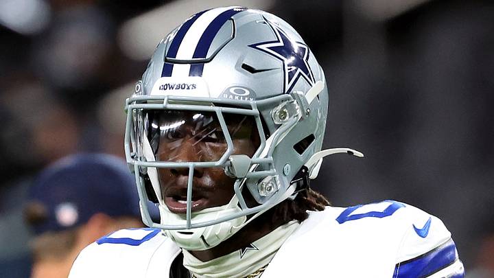 Dallas Cowboys linebacker DeMarvion Overshown