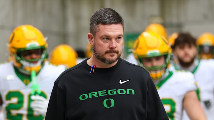 Oregon head coach Dan Lanning Oregon head coach Dan Lanning