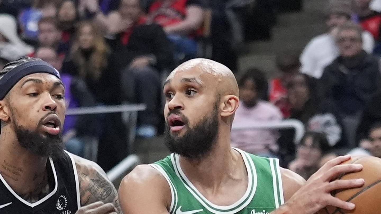 Raptors fall to Celtics as losing streak continues