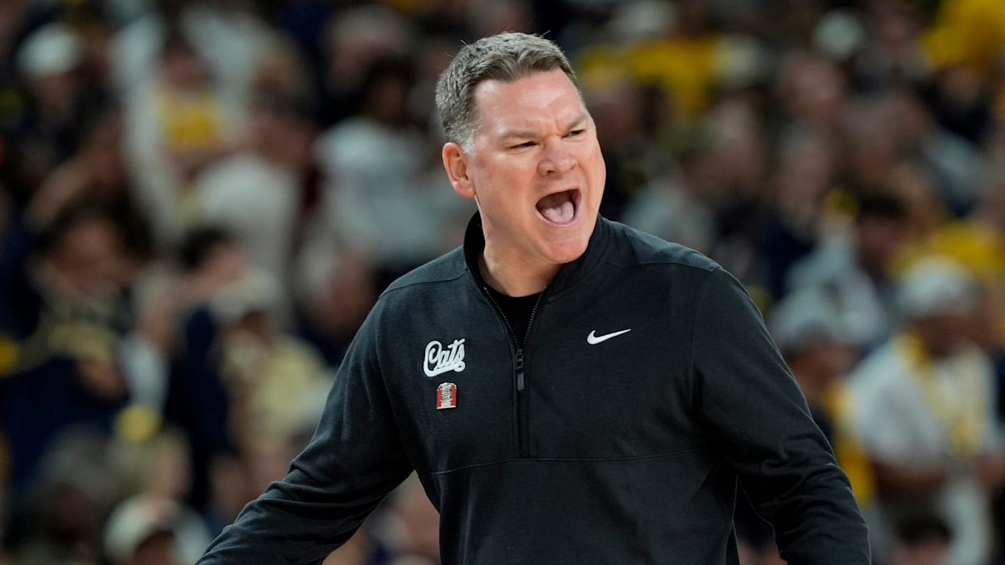 Former Kansas Big Man Lists Arizona In Top Schools