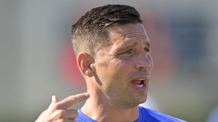 Jul 29, 2024; Los Angeles, CA, USA; Los Angeles Rams defensive coordinator Chris Shula on the field during training camp at Loyola Marymount University. Mandatory Credit: Jayne Kamin-Oncea-Imagn Images