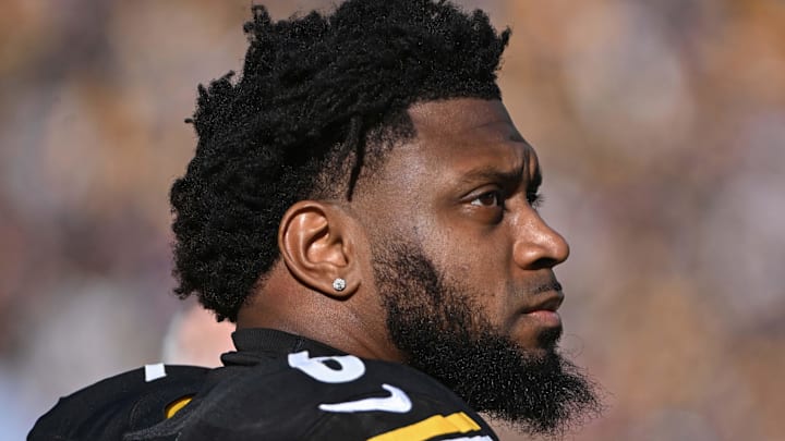 Pittsburgh Steelers linebacker Patrick Queen Pittsburgh Steelers linebacker Patrick Queen