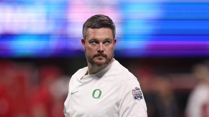 Jan 9, 2026; Atlanta, GA, USA; Oregon Ducks head coach Dan Lanning on the field prior to the 2025 Peach Bowl and semifinal game of the College Football Playoff against the Indiana Hoosiers at Mercedes-Benz Stadium. Mandatory Credit: Brett Davis-Imagn Images Jan 9, 2026; Atlanta, GA, USA; Oregon Ducks head coach Dan Lanning on the field prior to the 2025 Peach Bowl and semifinal game of the College Football Playoff against the Indiana Hoosiers at Mercedes-Benz Stadium. Mandatory Credit: Brett Davis-Imagn Images