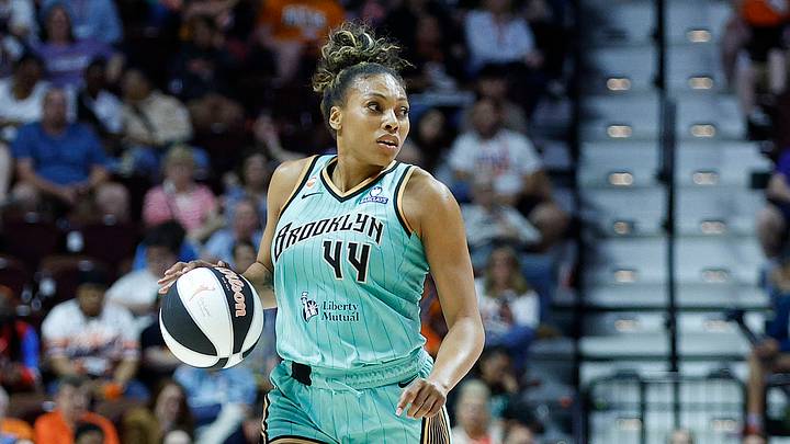 Betnijah Laney-Hamilton during a New York Liberty game. Betnijah Laney-Hamilton during a New York Liberty game.