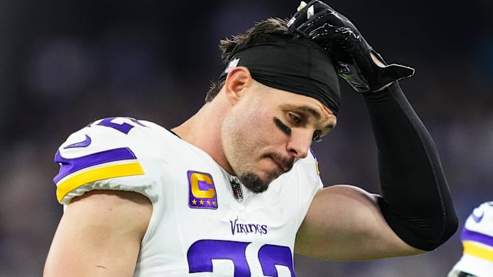 Minnesota Vikings safety Harrison Smith Minnesota Vikings safety Harrison Smith