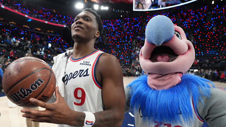 Feb 19, 2026; Inglewood, California, USA; LA Clippers guard Bennedict Mathurin (9) with Clippers mascot Chuck the Condor after the game against the Denver Nuggets at Intuit Dome. Mandatory Credit: Kirby Lee-Imagn Images Feb 19, 2026; Inglewood, California, USA; LA Clippers guard Bennedict Mathurin (9) with Clippers mascot Chuck the Condor after the game against the Denver Nuggets at Intuit Dome. Mandatory Credit: Kirby Lee-Imagn Images