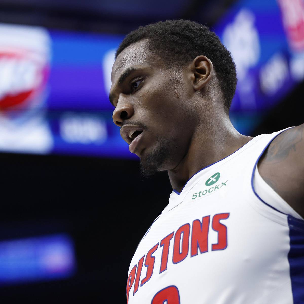 Jalen Duren in Detroit Pistons white uniform