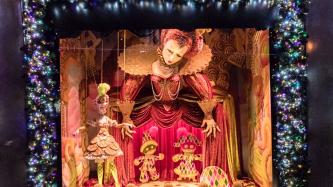 Saks Fifth Avenue's display. Image credit: Google