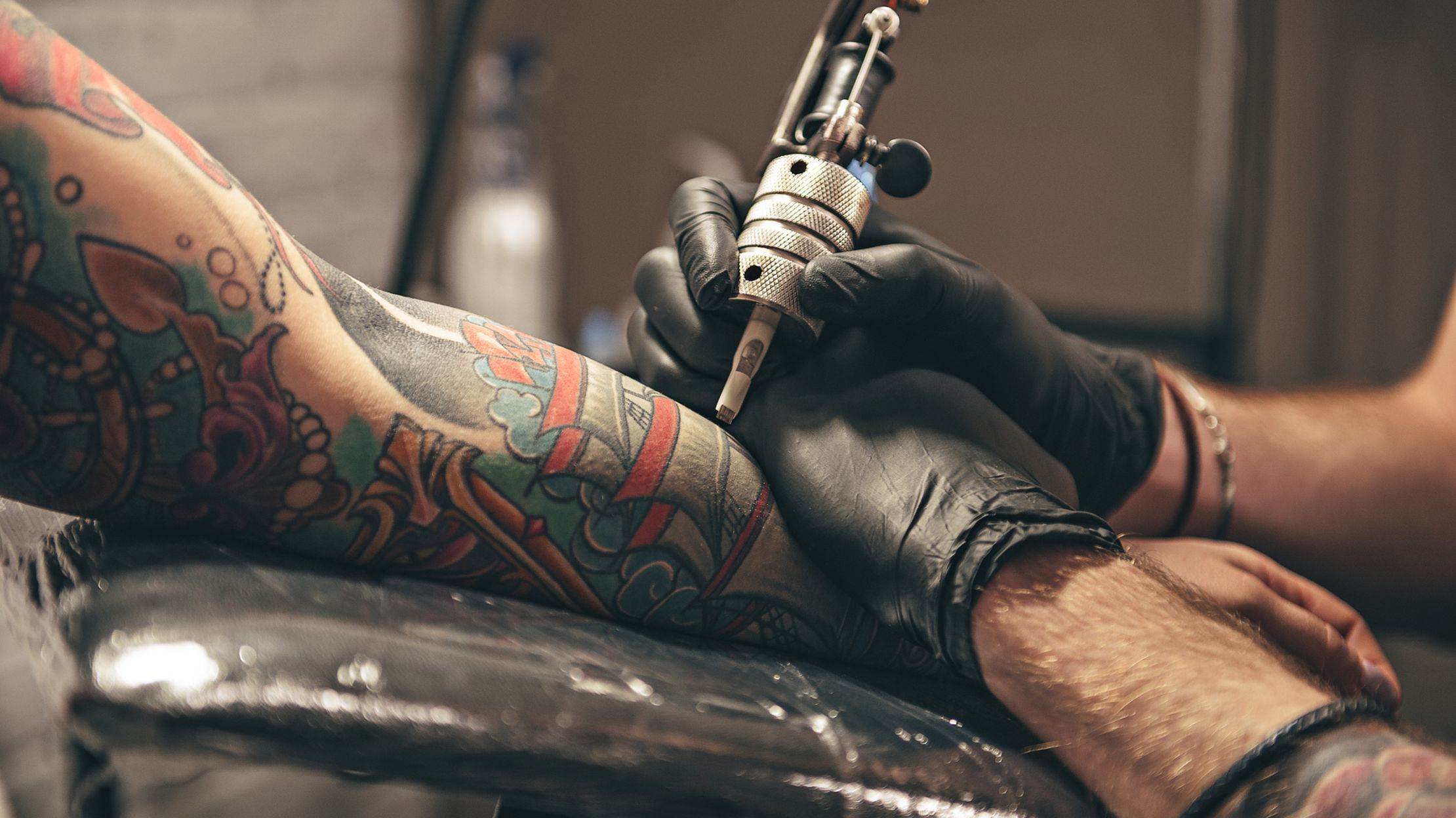 We Want To See Your Tattoos And The Quick 10 10 Famous Tattoo