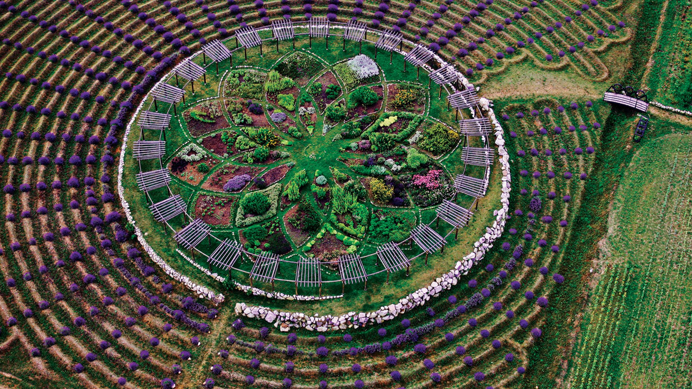West Michigan Is Home To A Giant Lavender Labyrinth Mental Floss