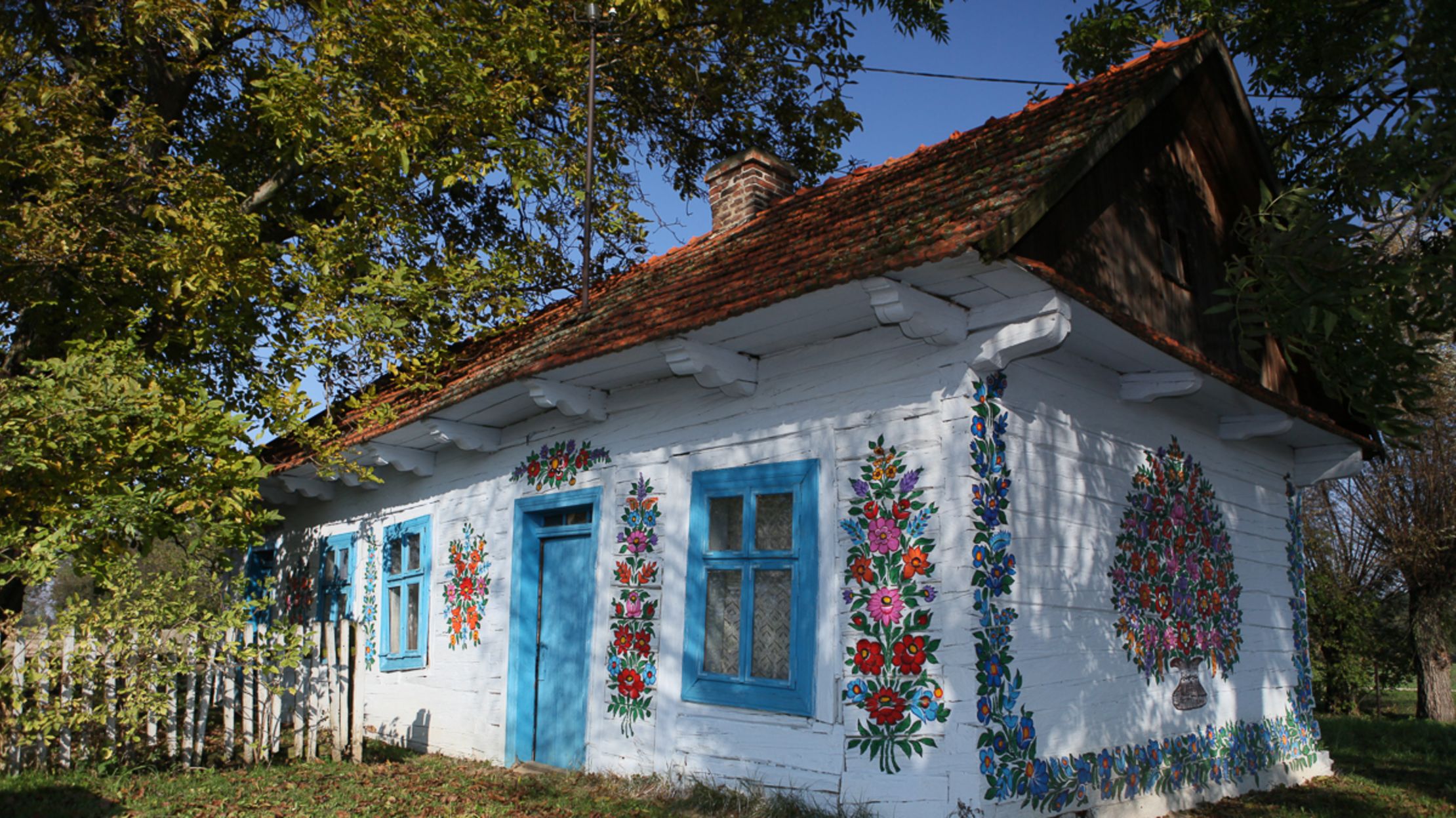 Zalipie, Poland’s Prettiest Painted Village | Mental Floss