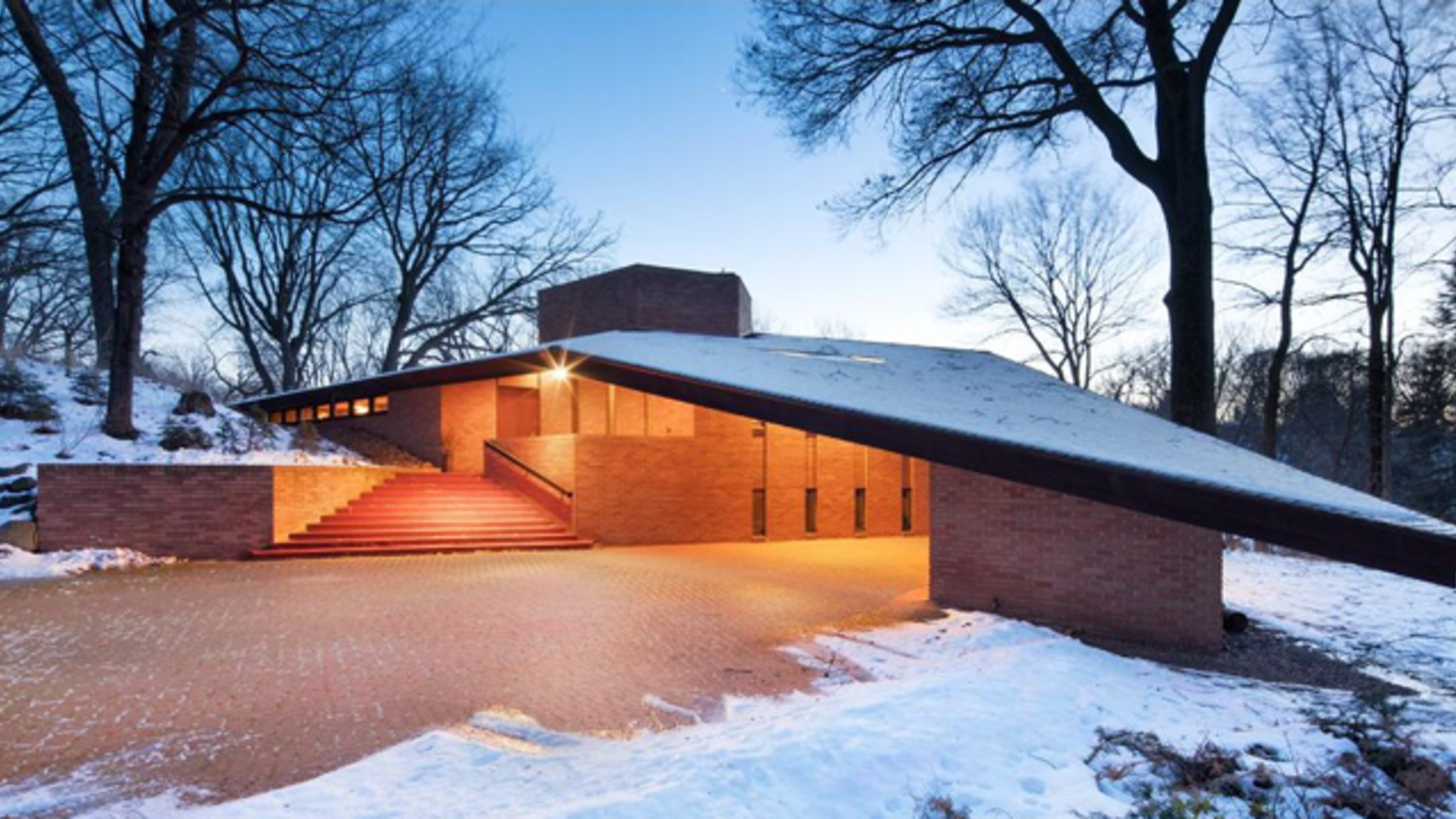 Frank Lloyd Wright Home in Minnesota Goes on Sale for the First Time