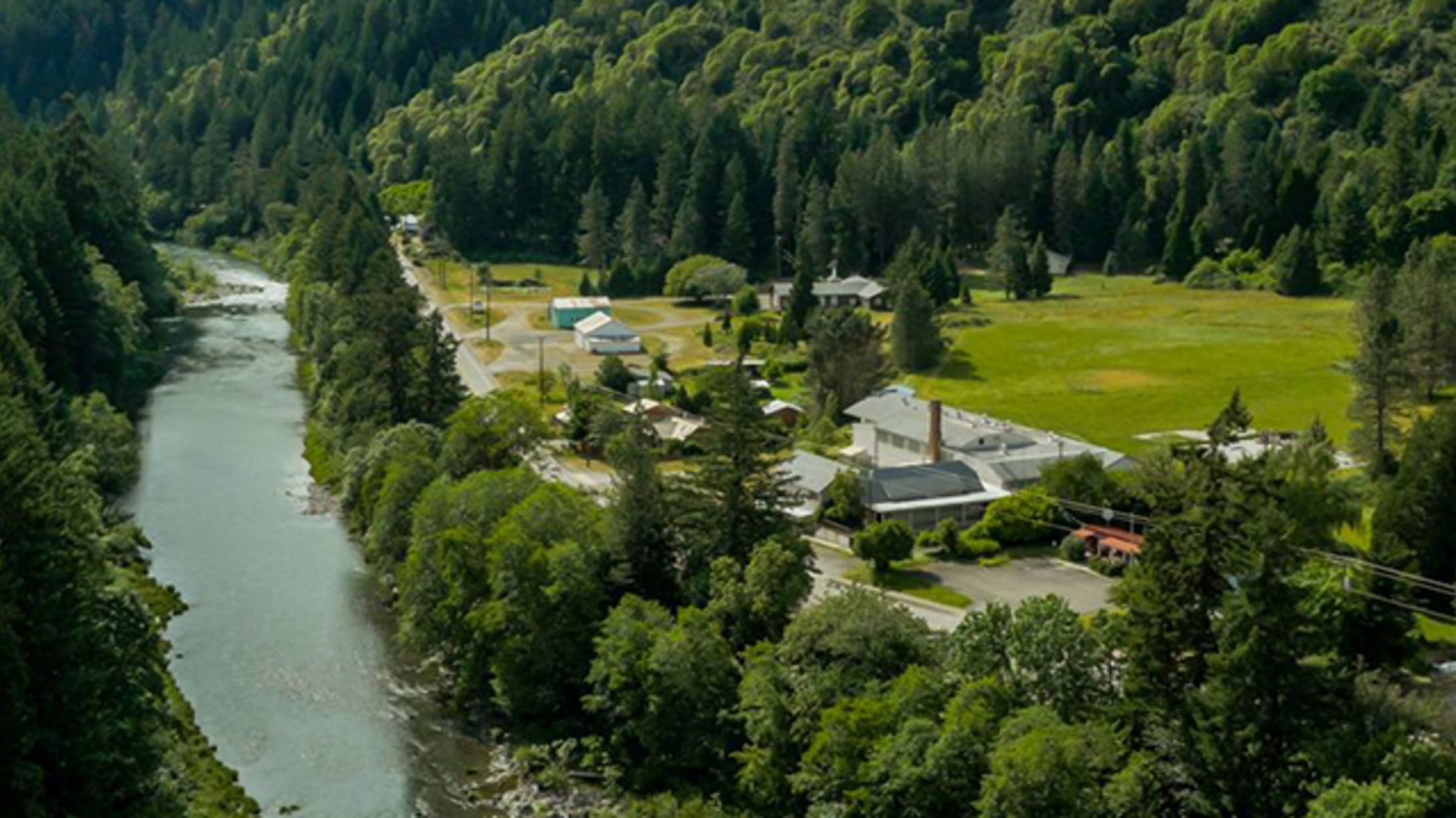 The Town of Tiller, Oregon Is on the Market for 3.5 Million Mental Floss