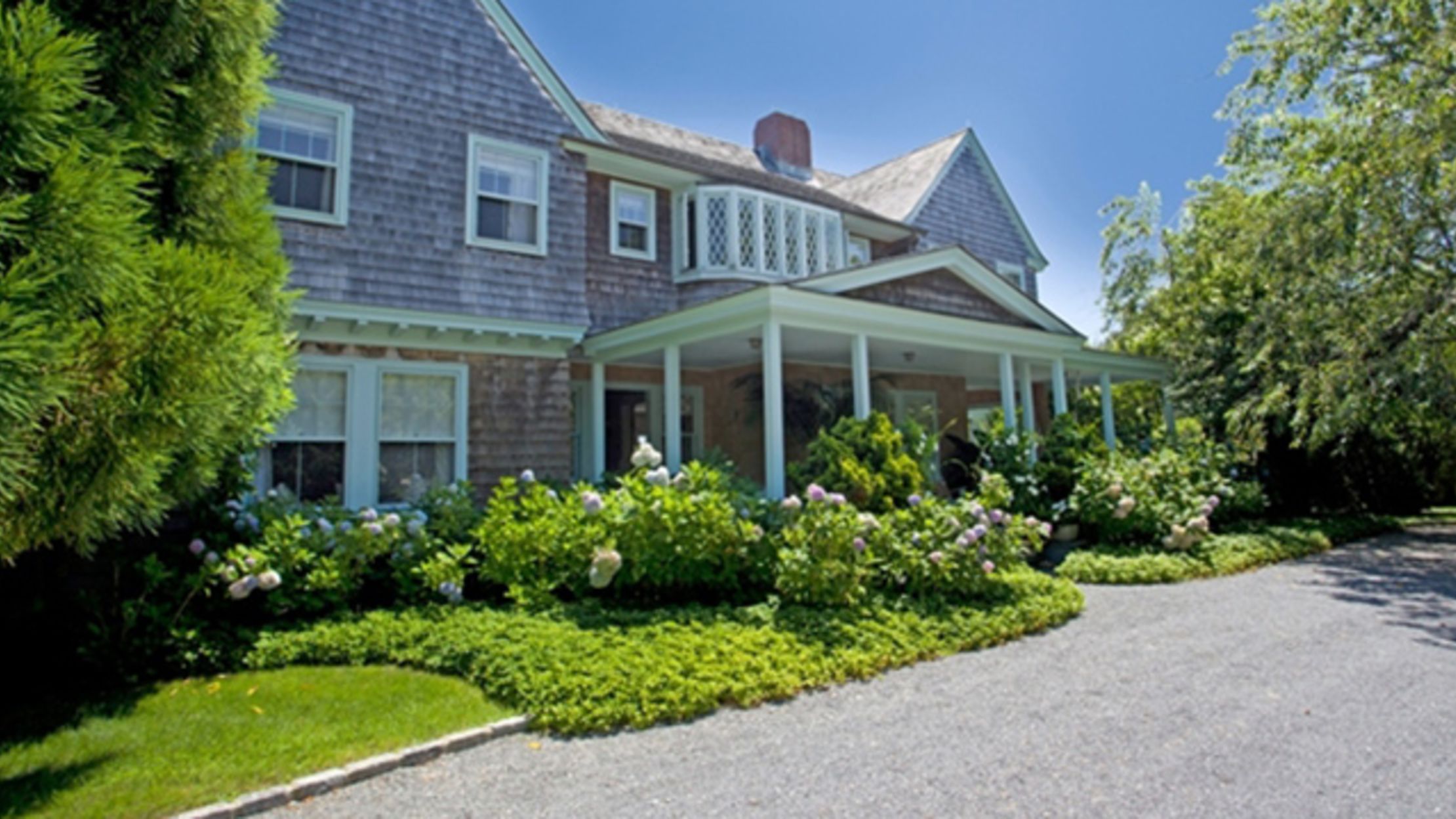 The House From ‘Grey Gardens’ Is for Sale Mental Floss