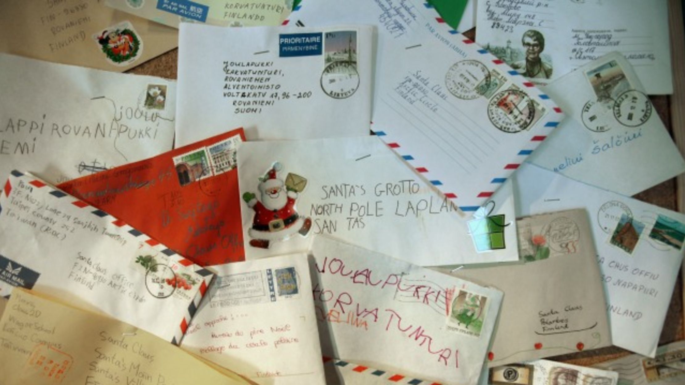 What Happens When You Send a Letter to Santa Claus?  Mental Floss