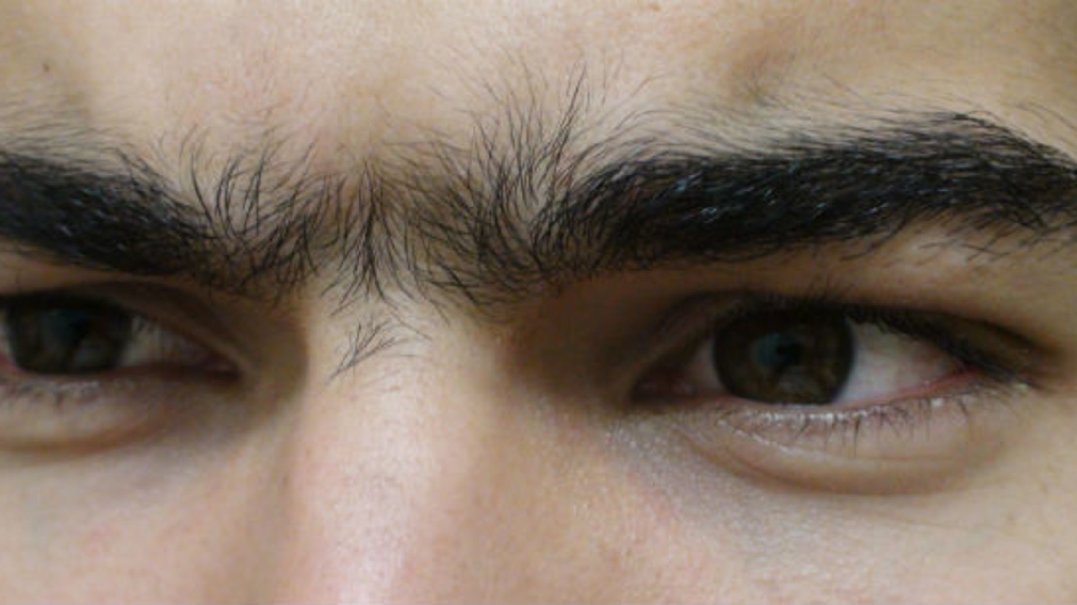 unibrow trimmer