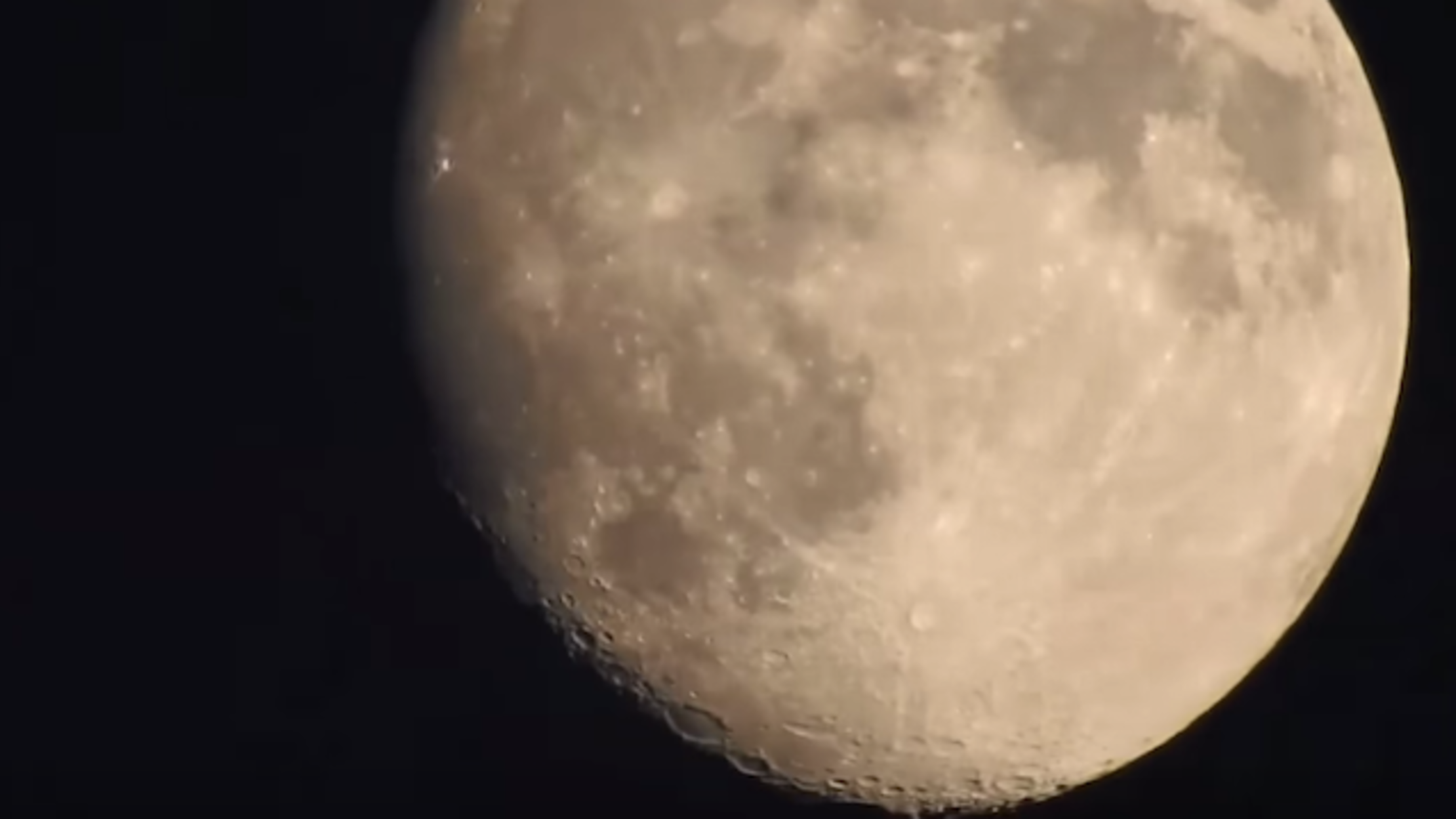 Zoom In on the Moon With This Unassuming Digital Camera Mental Floss